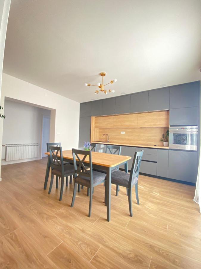 Apartment Lana Baska Voda